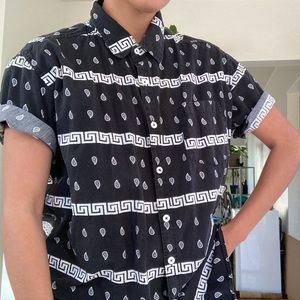 Retro black and white print button up shirt